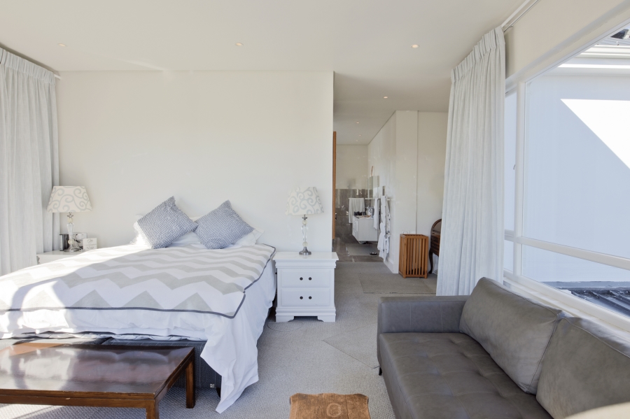 To Let 3 Bedroom Property for Rent in Sunset Beach Western Cape